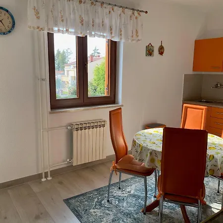 Ban 3* Porec